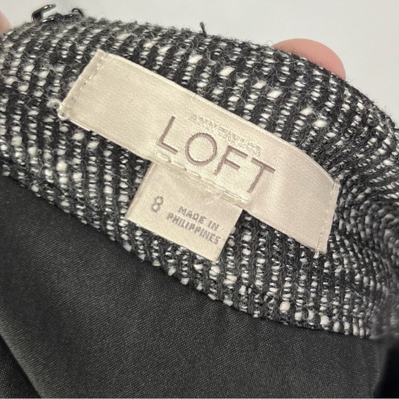 Ann Taylor LOFT Black & White Tweed Asymmetrical Fringe Mini Skirt 8 - Picture 4 of 4